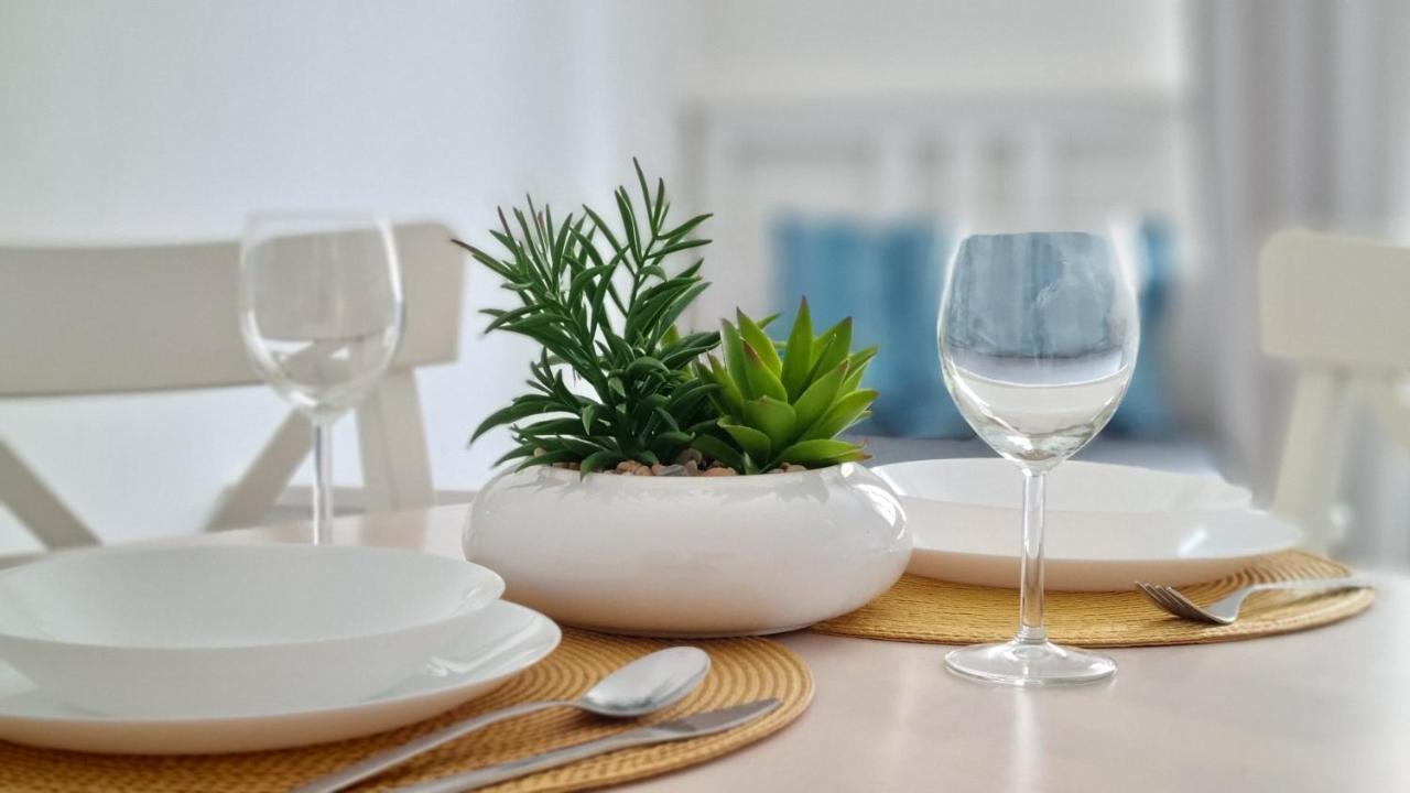 Finnem Rentals Zikova 布拉格 外观 照片